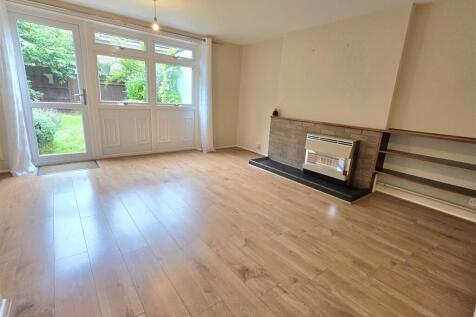 Lounge/Rear Garden