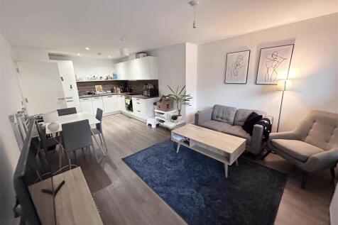 Lounge/Kitchen