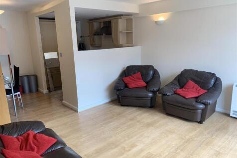 Lounge/Kitchen