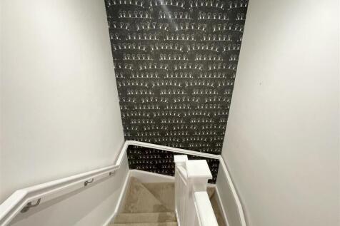 Stairs/Landing