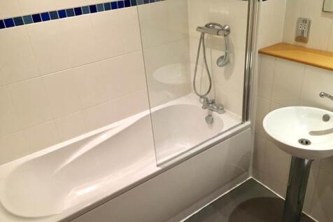 Ensuite2.jpg