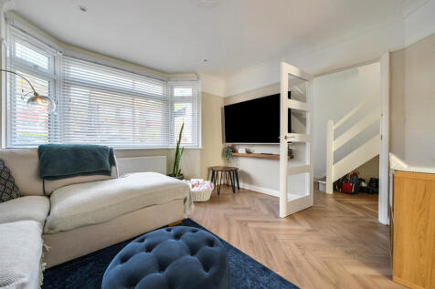 1372636-9-68fb65c...