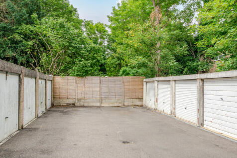 1327743-5-687f6ed...