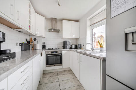 1368797-6-68ed0fa...