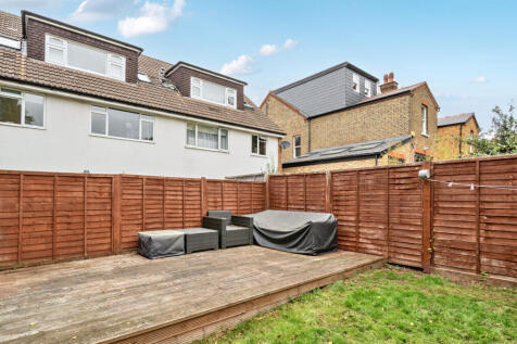 1368797-4-68ed052...