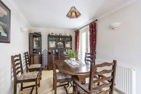 Tayelend, Merrow Street, GU4 7AT-53.jpg