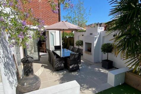 New Gdn Photo 3.jpg