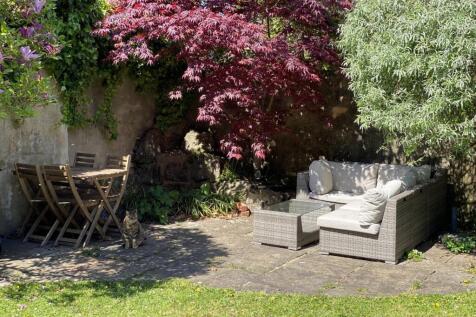 Rear Patio - 28th April 2025.jpg