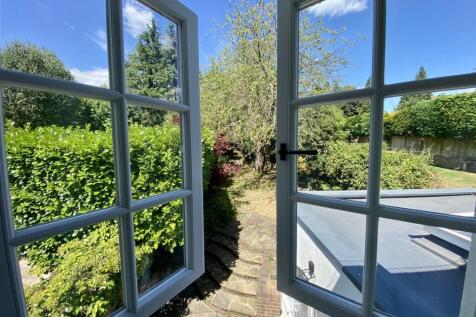 Bedroom 4 outlook