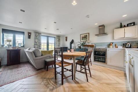 Kitchen/Living Space