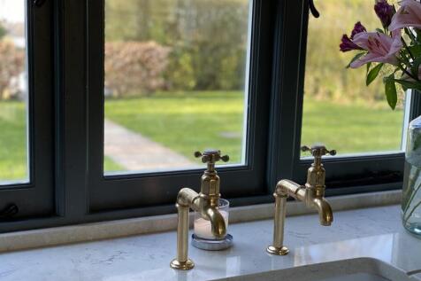 Kitchen Taps.jpg