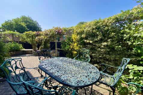 Garden Rear Terrace &amp; Table