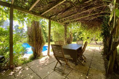 Pergola By Pool