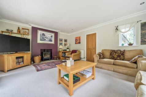 Bosky Dell Living Room.jpg