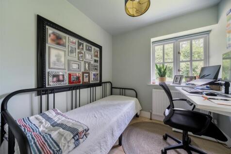 Jubilee Cottage Bedroom 3.jpg