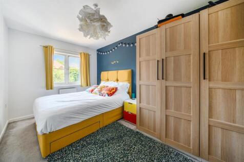 Master Bedroom.jpg