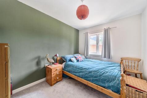 Bedroom 2.jpg