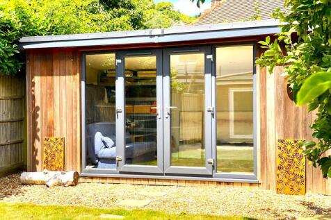 Garden Cabin