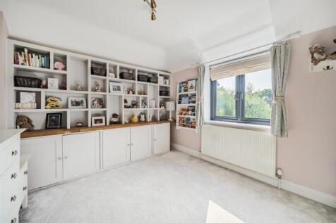Bedroom 2.jpg
