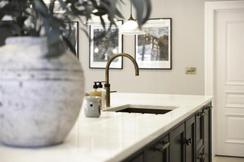 3-4 Kitchen 4.jpg