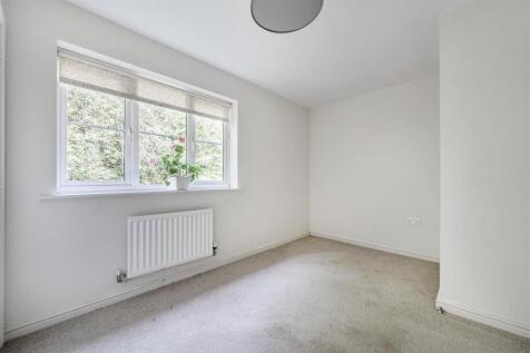 Bedroom 3.jpg