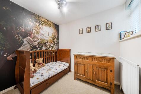 Bedroom 5.jpg