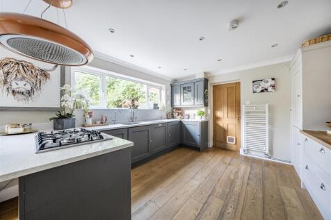 Kitchen.jpg