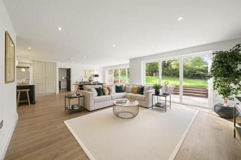Family/Dining Room