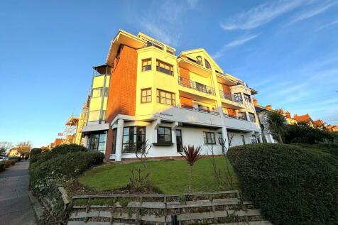 Kingsmeade front ...