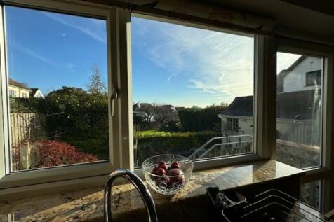 hillway kitchen w...
