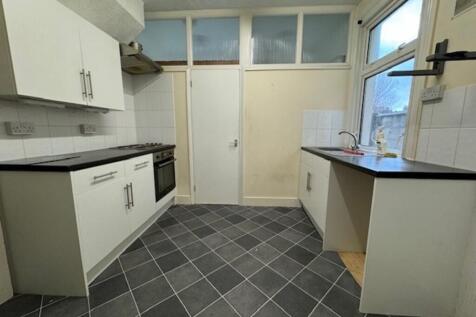 Kitchen 3