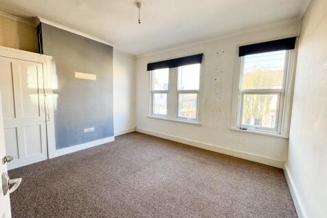 12 North Avenue b...