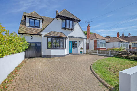 6 Winsford Garden...