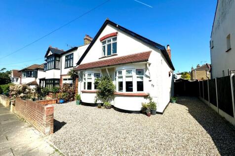 22 Holyrood Drive...