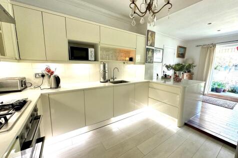 22 Holyrood Drive...