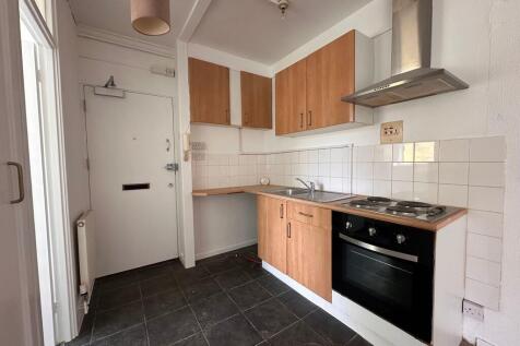 26 Highlands Kitc...