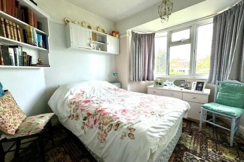 10 Glastonbury Ch...