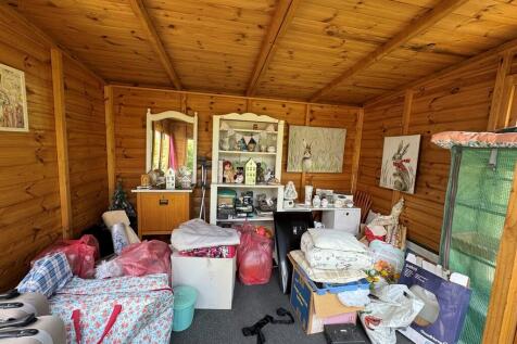 10 Glastonbury ch...