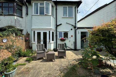 10 Glastonbury Ch...