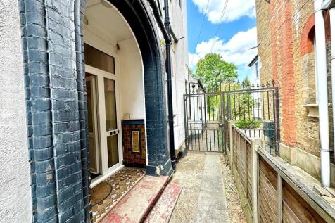 flat 1 22 st vinc...