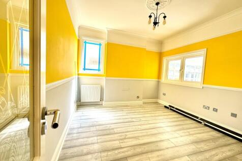 21 Meteor Road be...