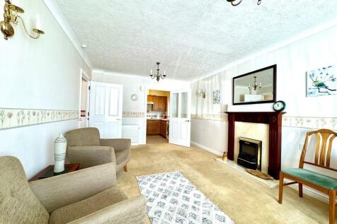 8 Alston Court li...