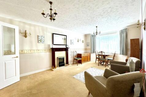 8 Alston Court li...