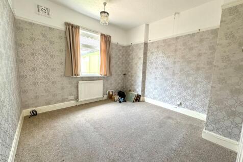 34 Oakengrange Dr...