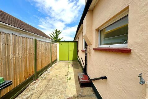 34 Oakengrange Dr...