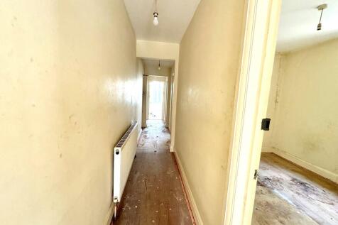 10 Preston Road f...