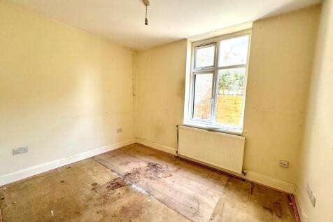 10 Preston Road f...