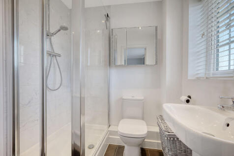 70 Kingfisher str...