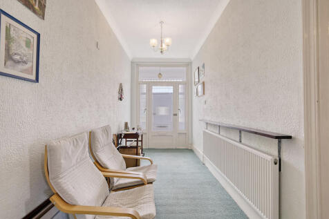 2 Marine Parade h...