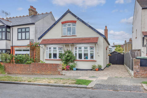 22 Holyrood Drive...